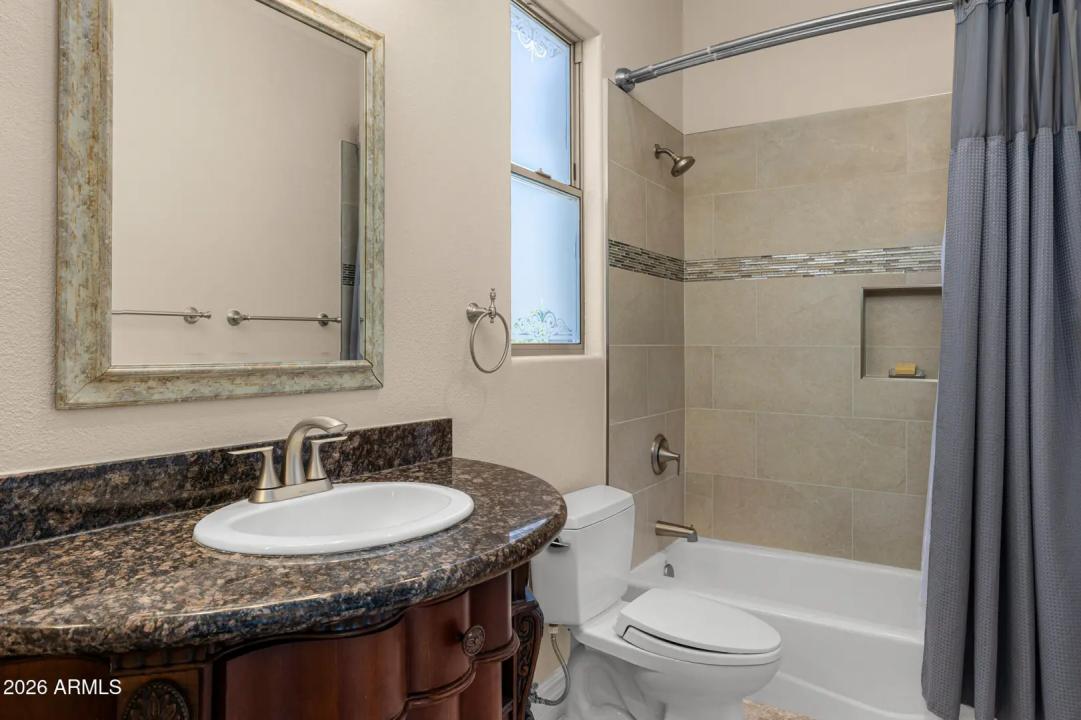 Real Estate Picture 28