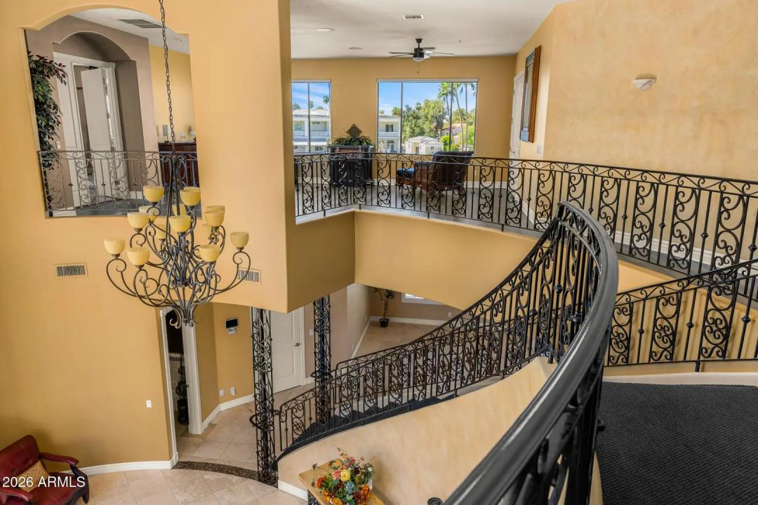 Real Estate Picture 29