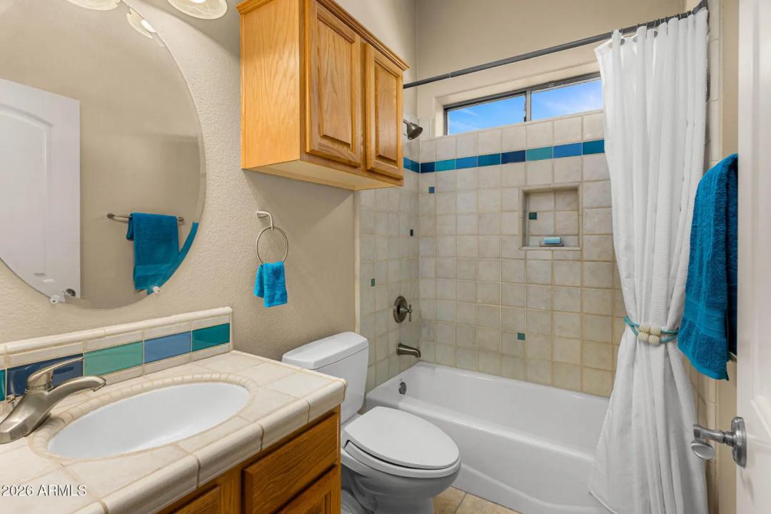 Real Estate Picture 35