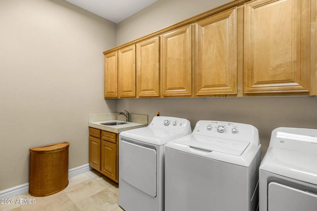 Real Estate Picture 36