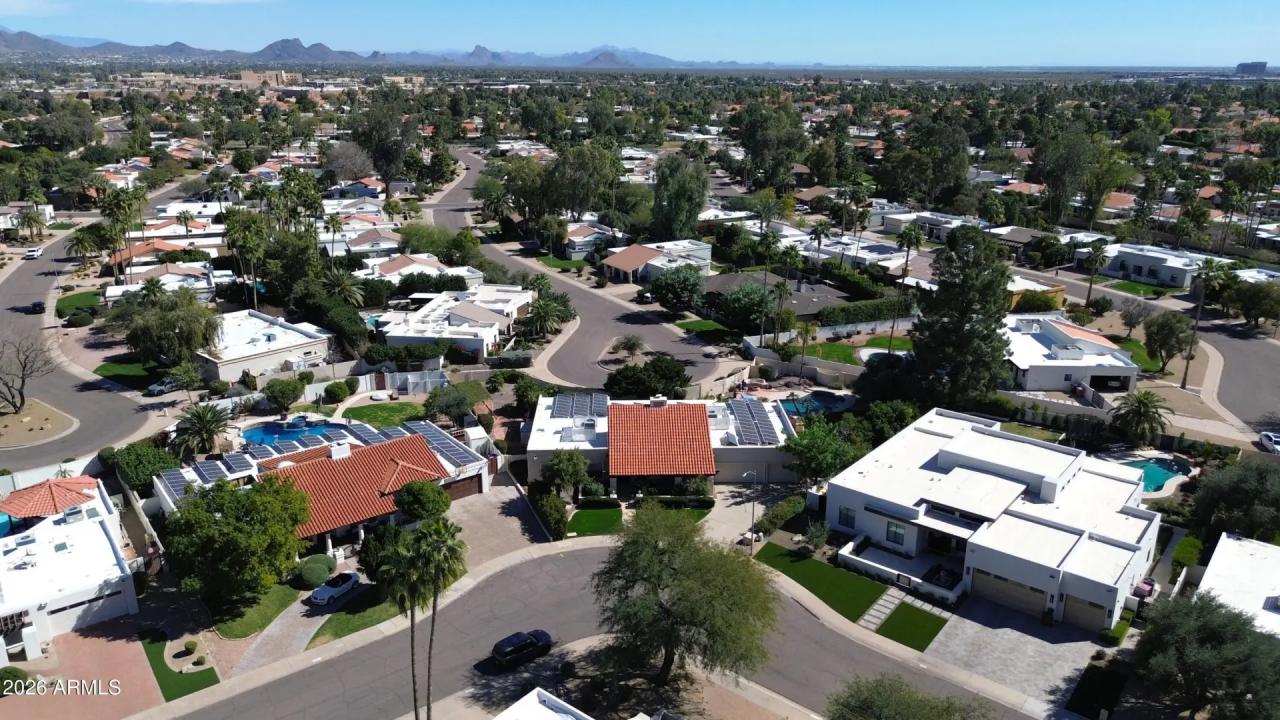 Real Estate Picture 2