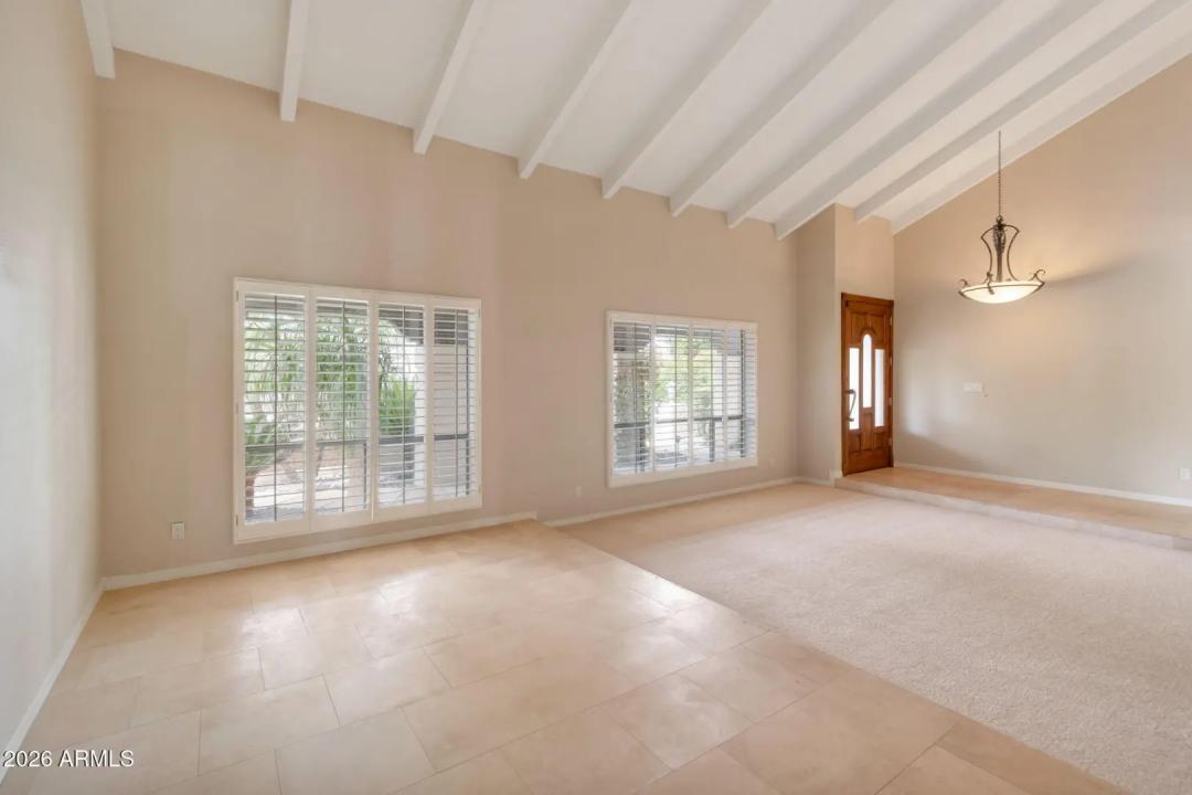 Real Estate Picture 10