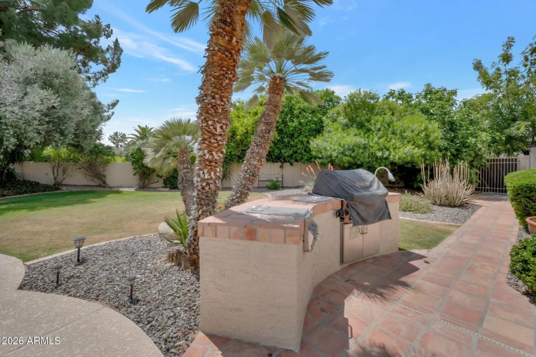 Real Estate Picture 36