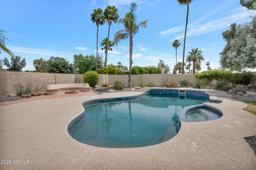 Real Estate Picture 37