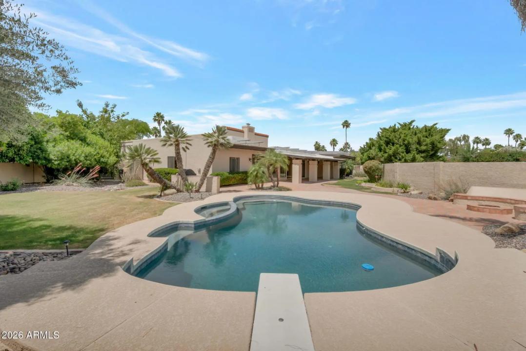 Real Estate Picture 35