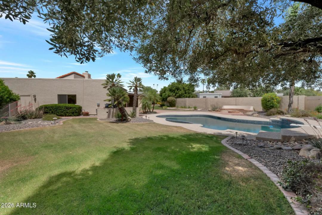 Real Estate Picture 34