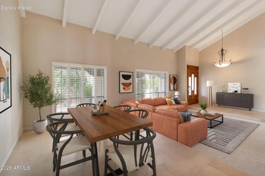 Real Estate Picture 11