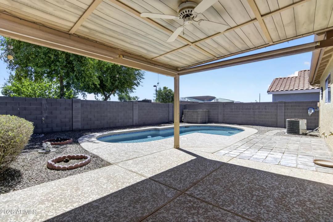 Real Estate Picture 27