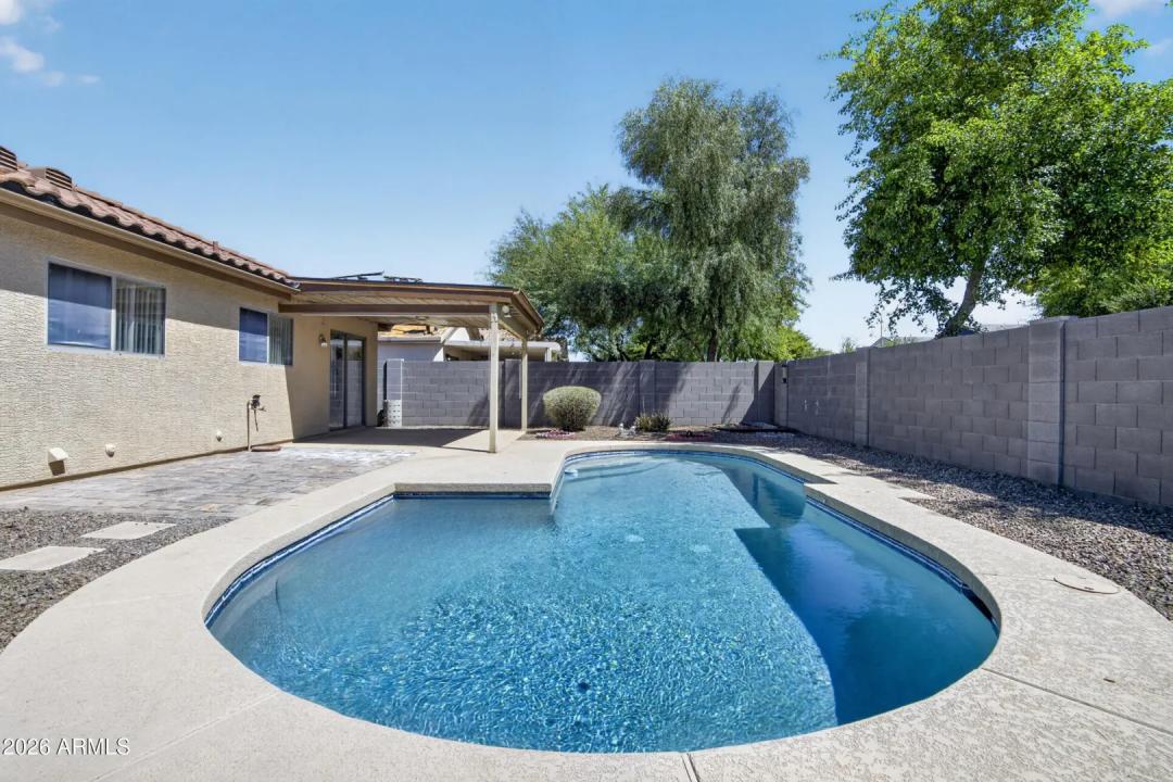 Real Estate Picture 26