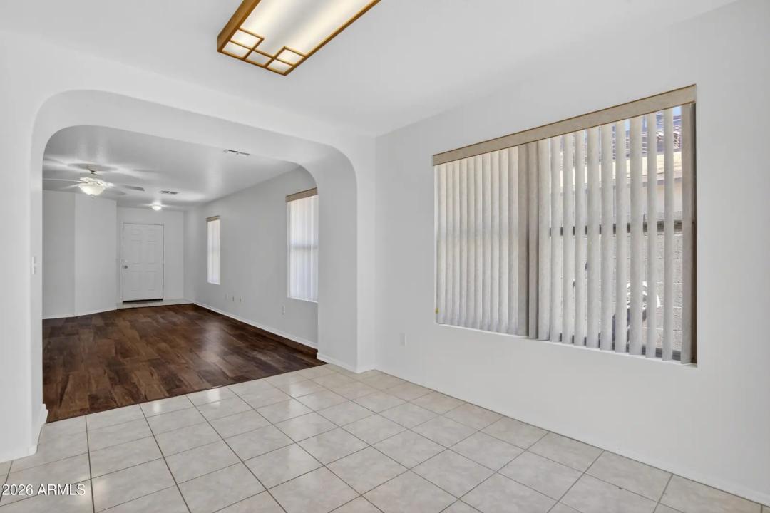 Real Estate Picture 15
