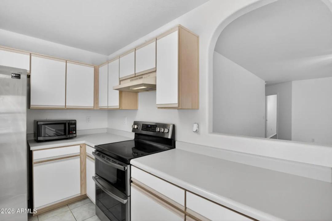 Real Estate Picture 10