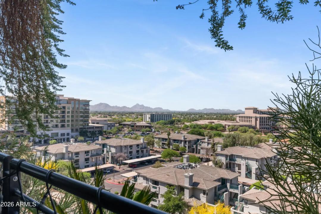 Real Estate Picture 16