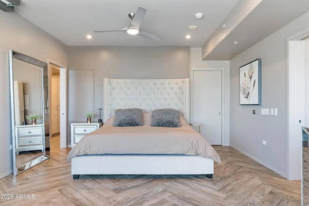 Real Estate Picture 21