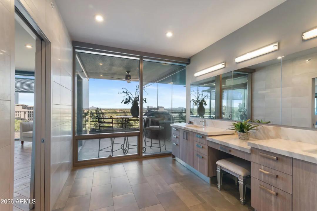 Real Estate Picture 27