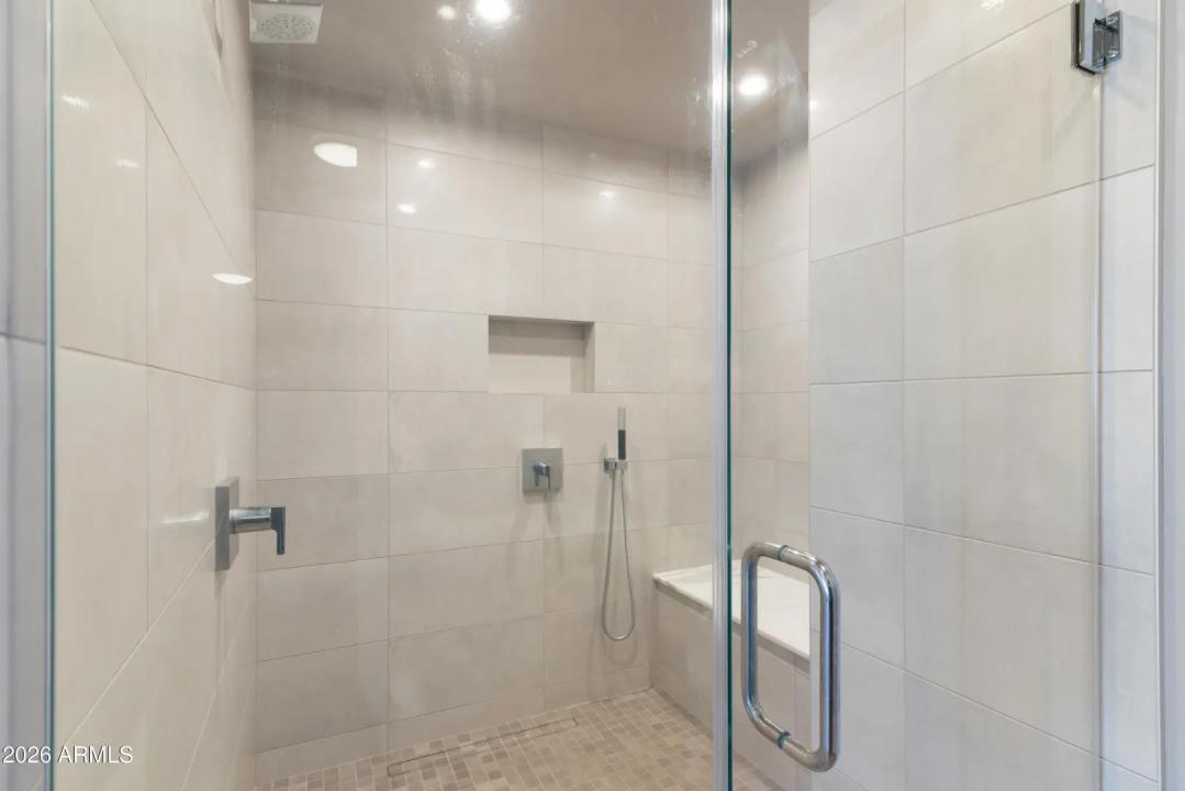 Real Estate Picture 28