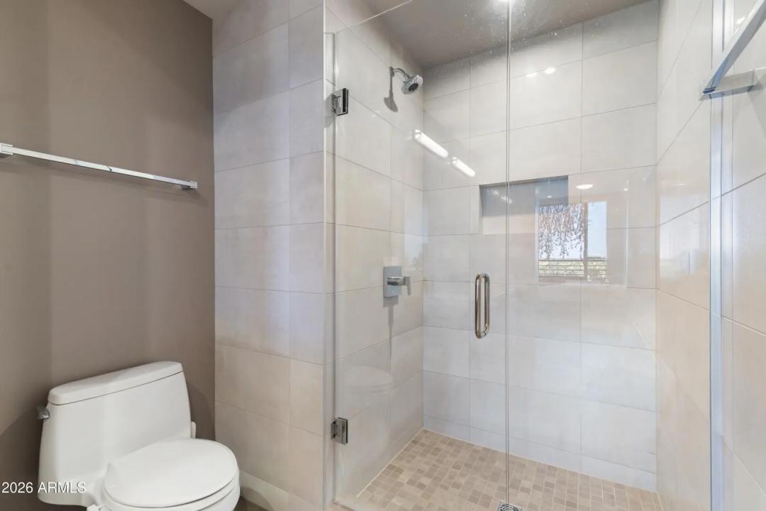 Real Estate Picture 37