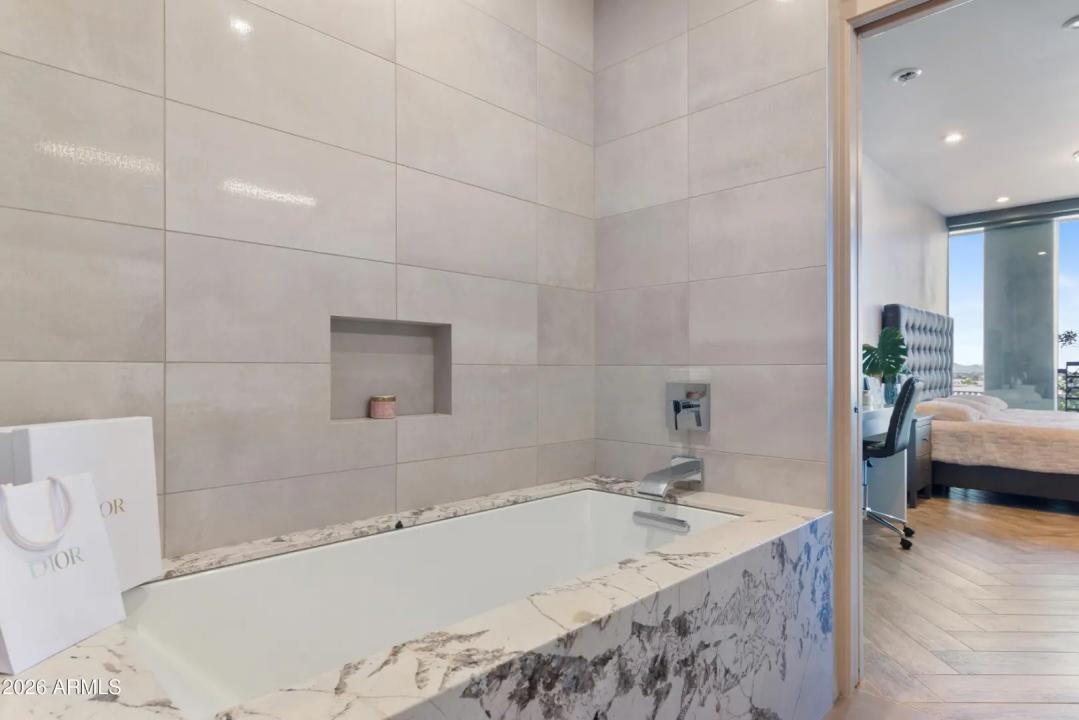 Real Estate Picture 38