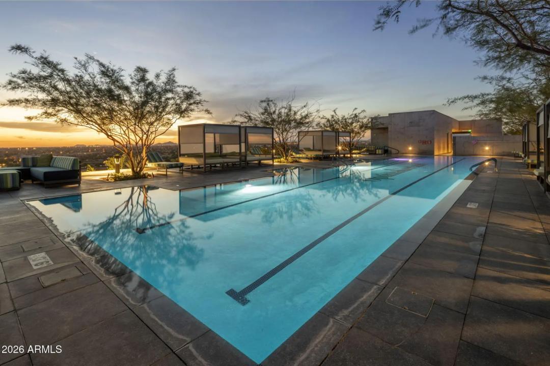 Real Estate Picture 39