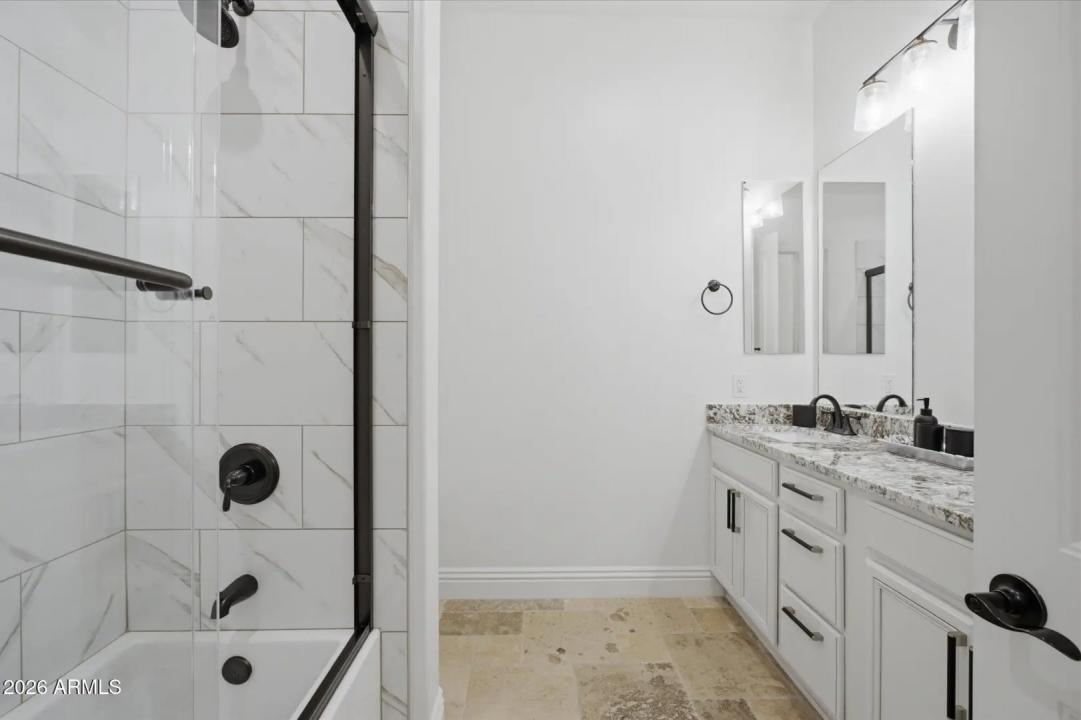 Real Estate Picture 36
