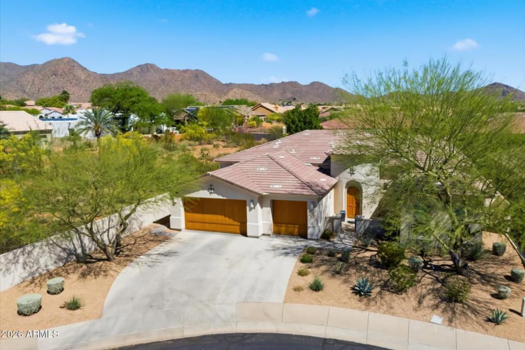 Real Estate Picture 2