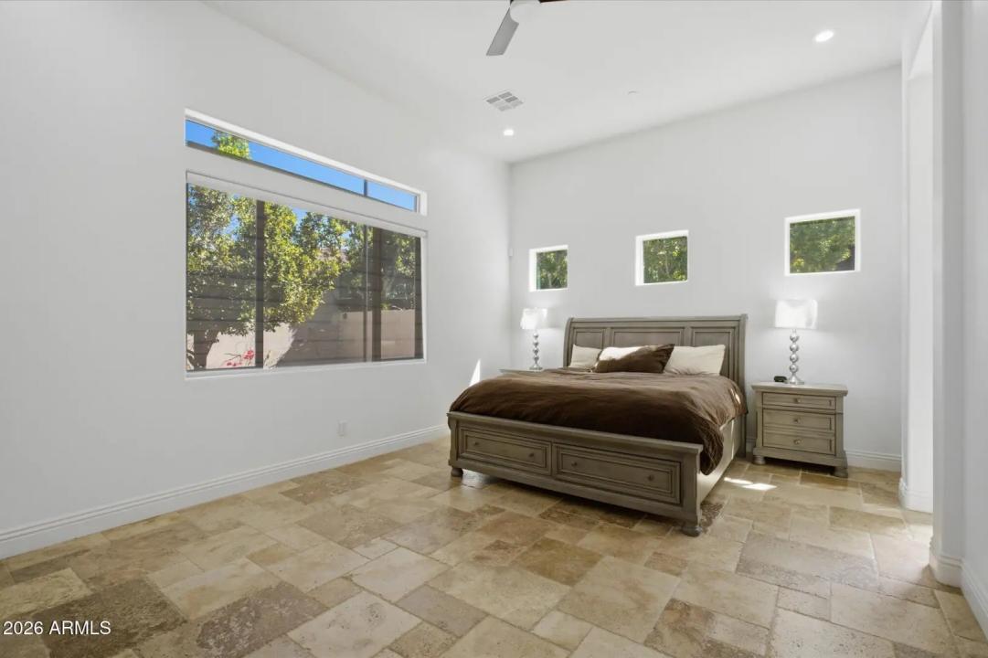 Real Estate Picture 31