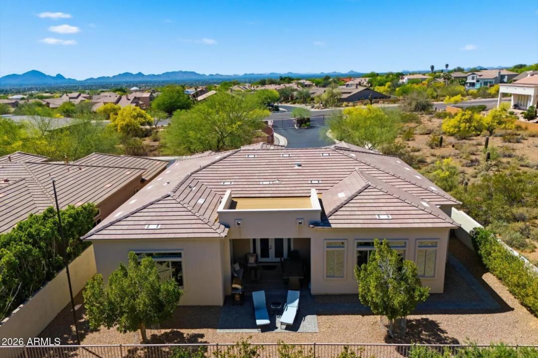Real Estate Picture 50