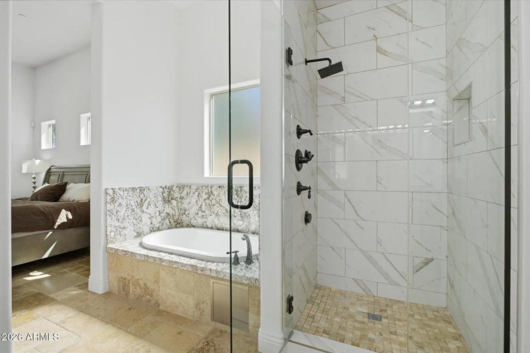 Real Estate Picture 33
