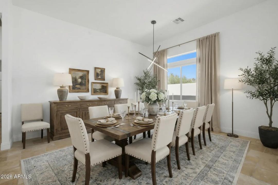 Real Estate Picture 23