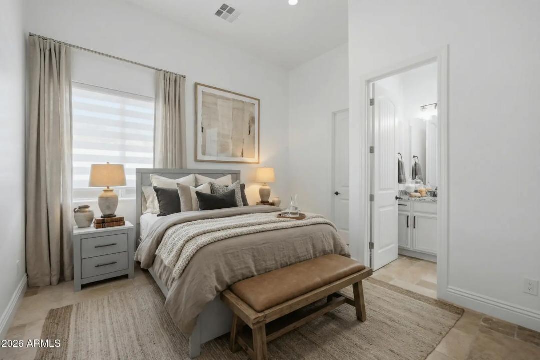 Real Estate Picture 40