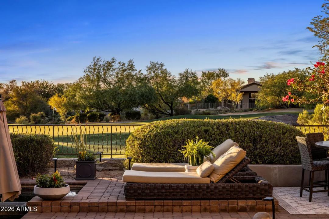 Real Estate Picture 6
