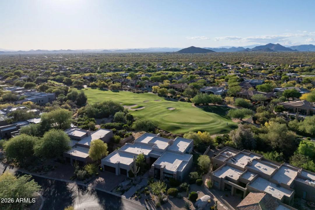 Real Estate Picture 38
