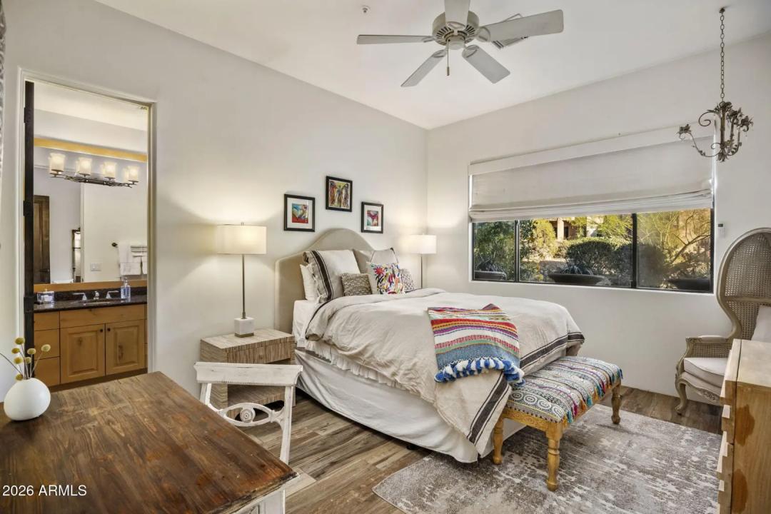 Real Estate Picture 27