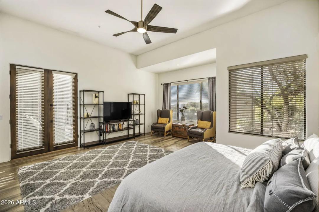 Real Estate Picture 20