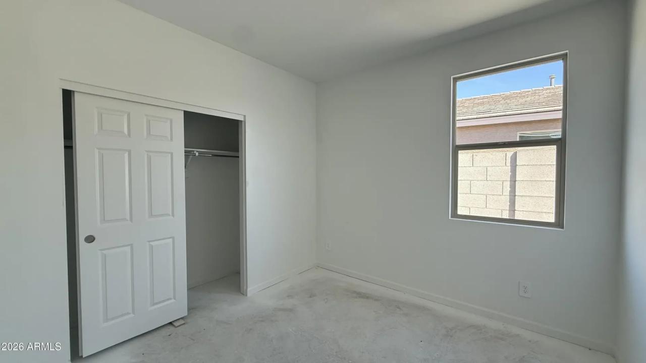 Real Estate Picture 15