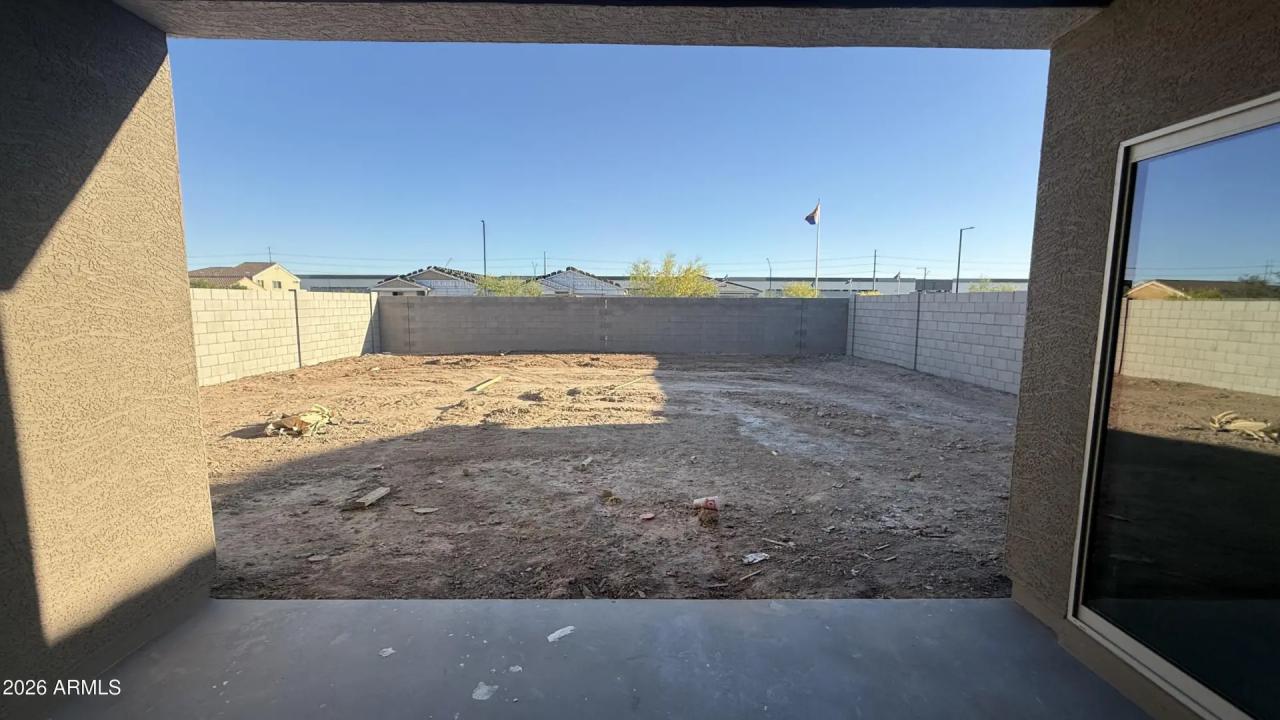 Real Estate Picture 6