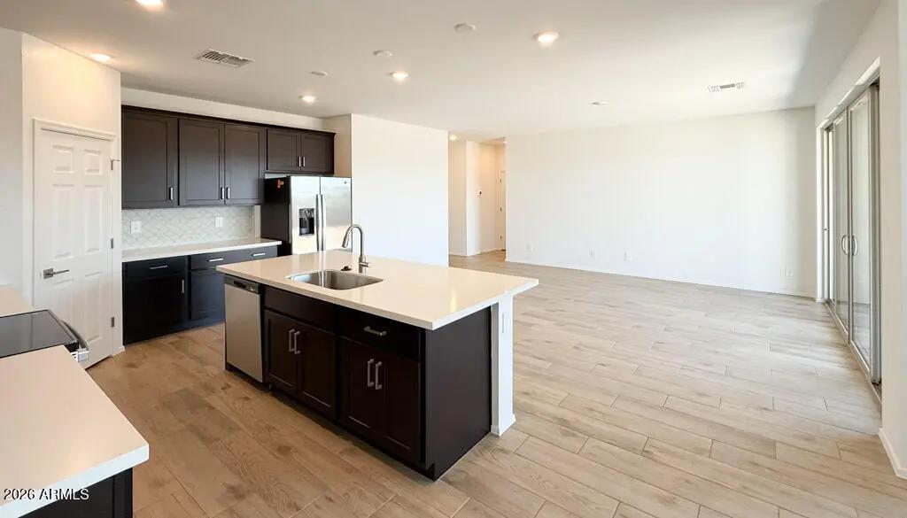 Real Estate Picture 3