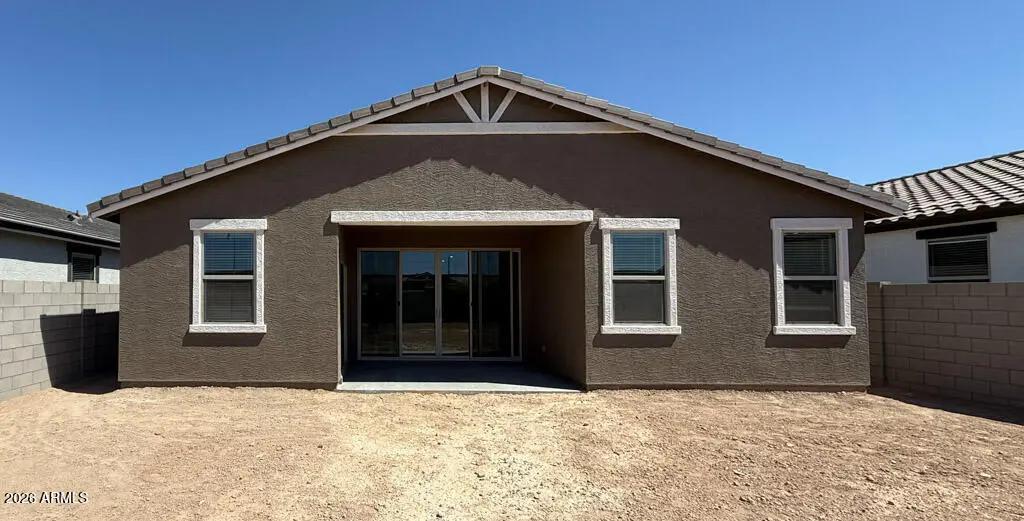 Real Estate Picture 4