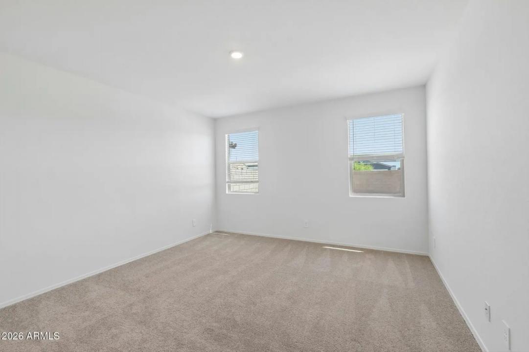 Real Estate Picture 26