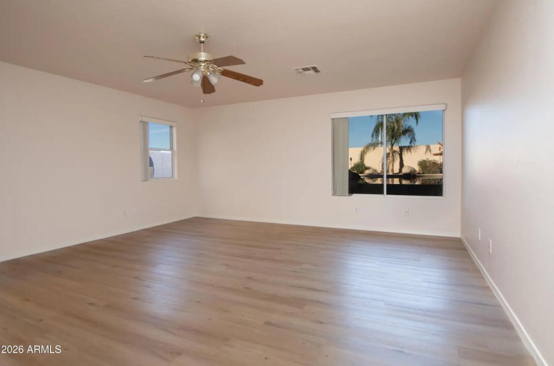 Real Estate Picture 19