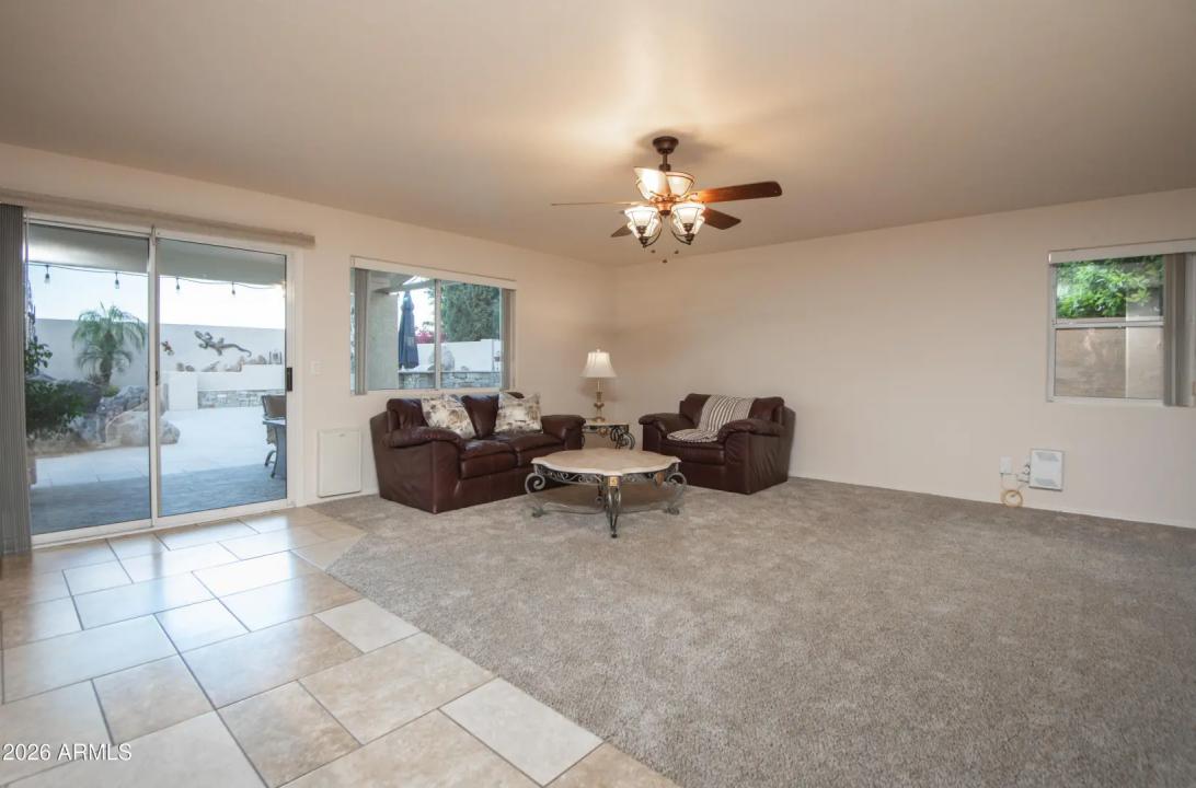 Real Estate Picture 4