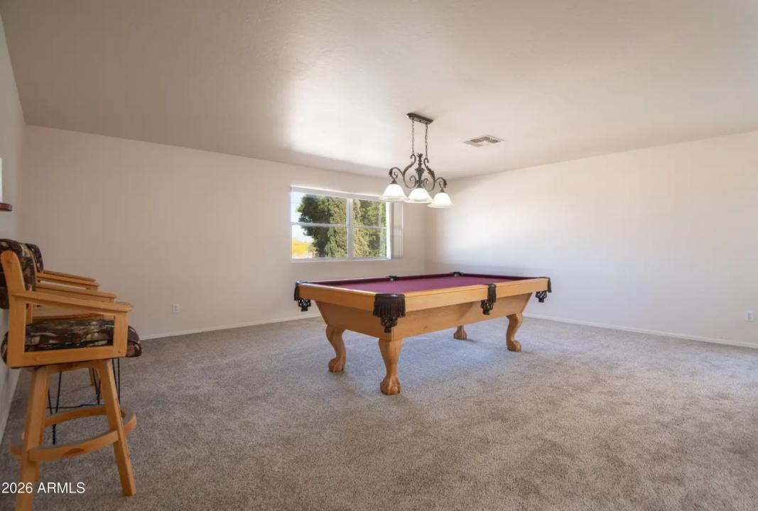 Real Estate Picture 9