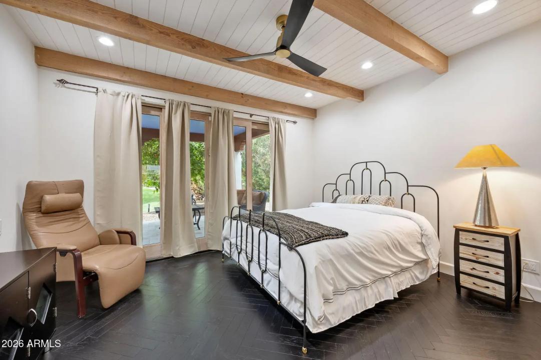 Real Estate Picture 30