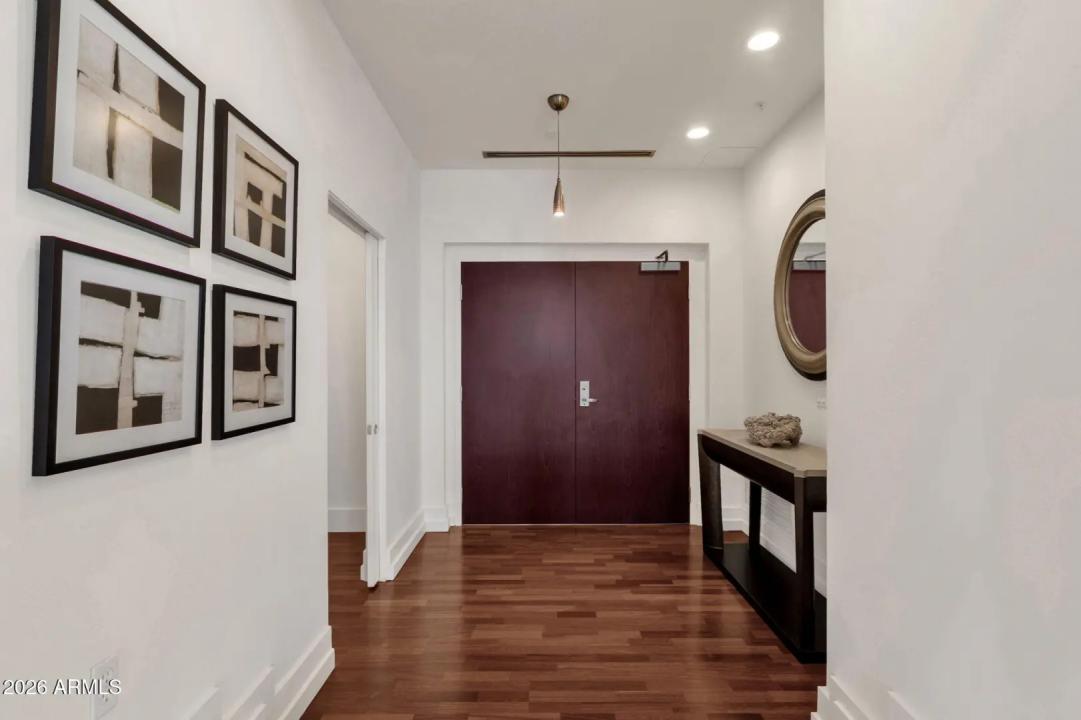 Real Estate Picture 17