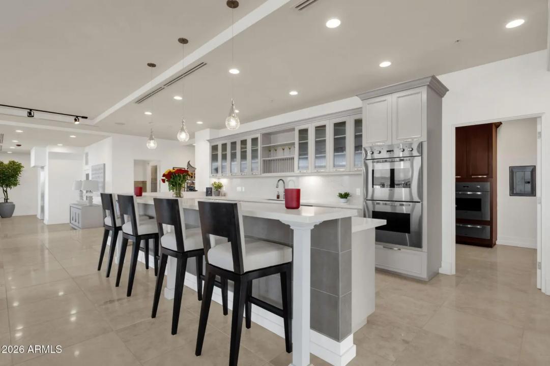 Real Estate Picture 29