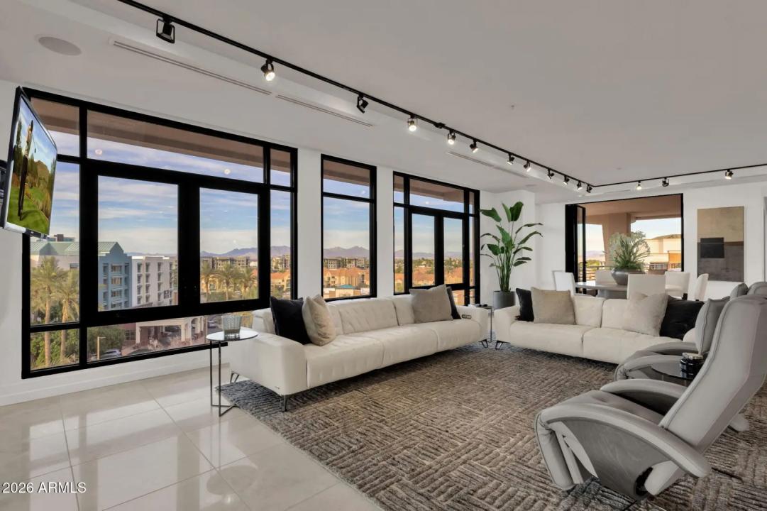 Real Estate Picture 39