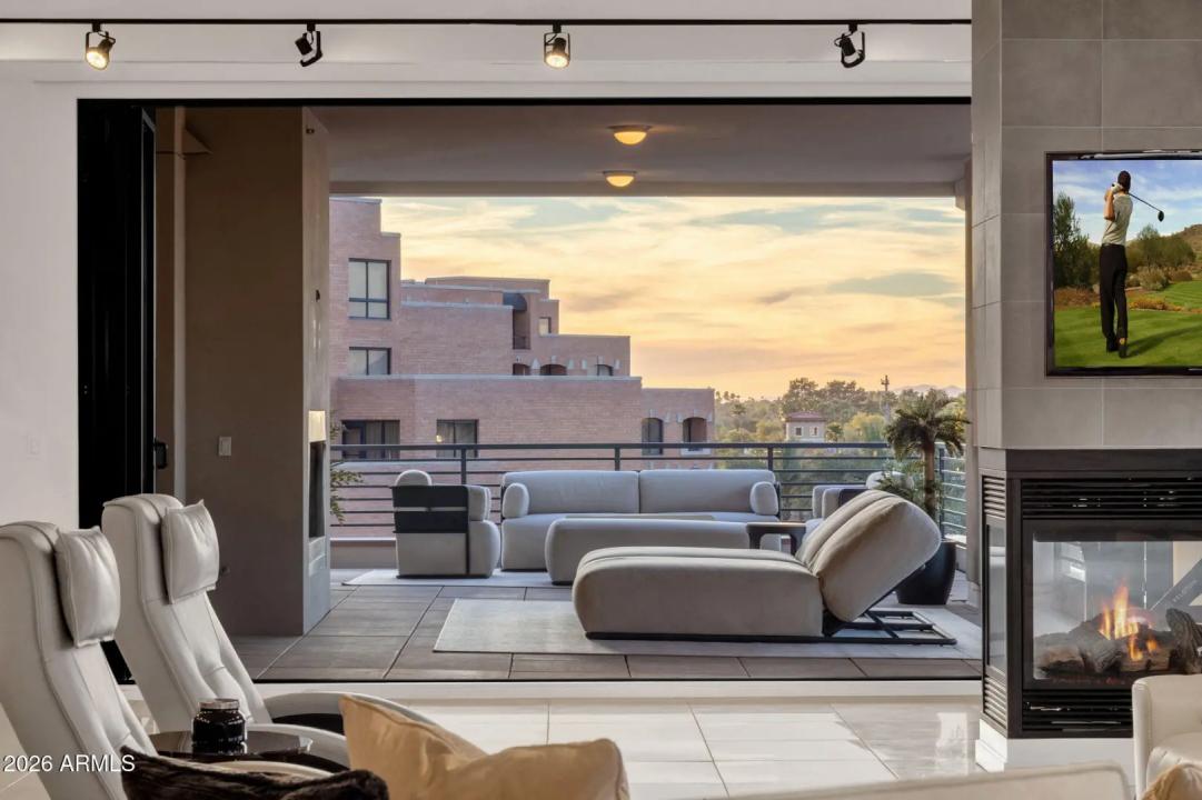 Real Estate Picture 44