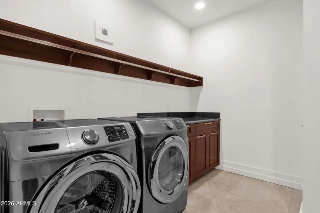 Real Estate Picture 47