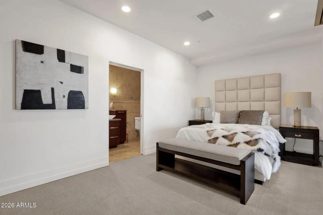 Real Estate Picture 48