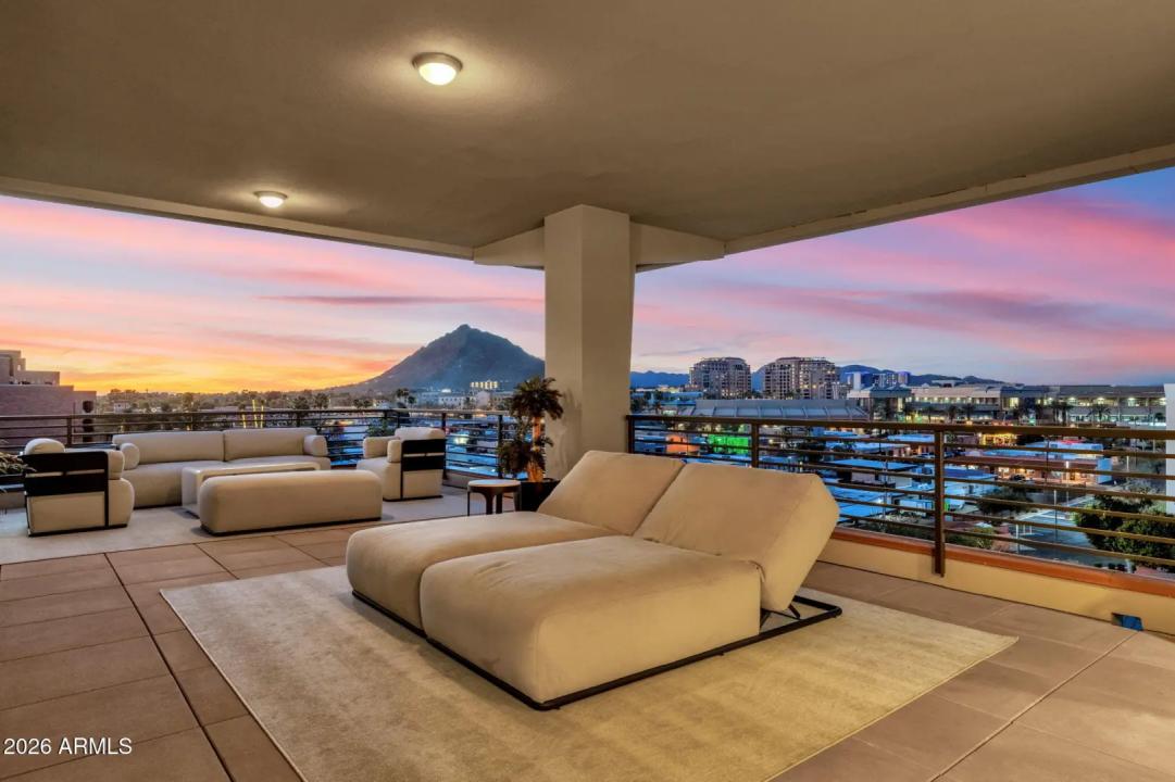 Real Estate Picture 95