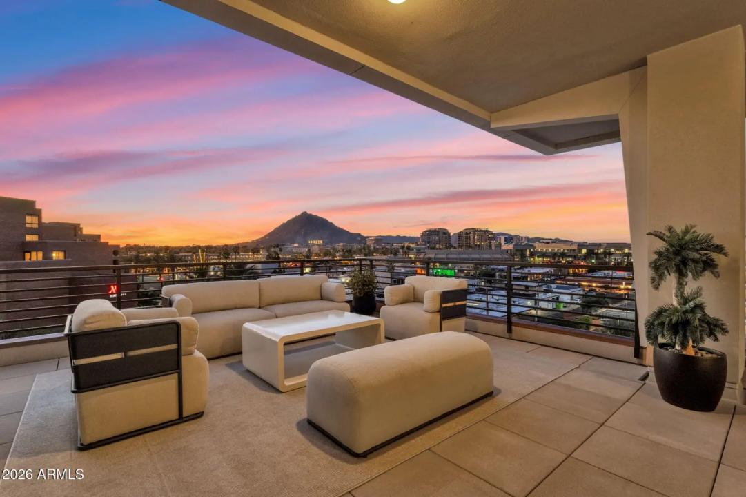 Real Estate Picture 96